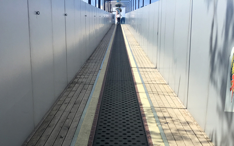 旱雪場輸送系統